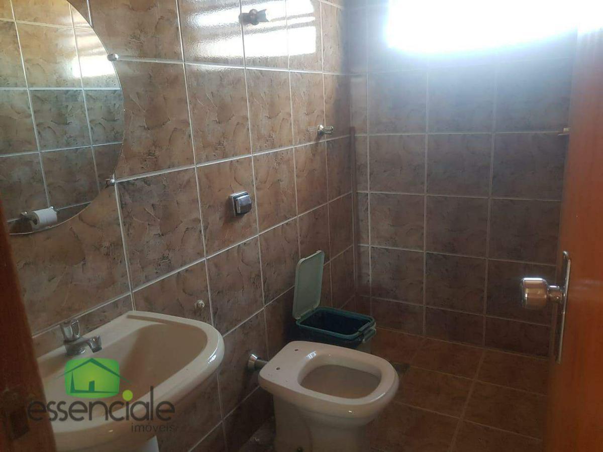 Casa, Santa Cruz Industrial, 3 Quartos, 2 Vagas, 1 Suíte