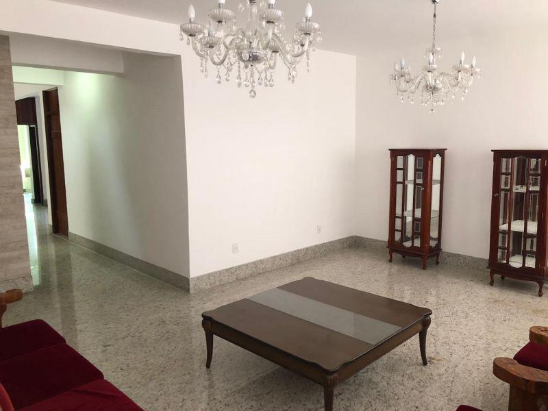 Casa, São José, 5 Quartos, 7 Vagas, 3 Suítes