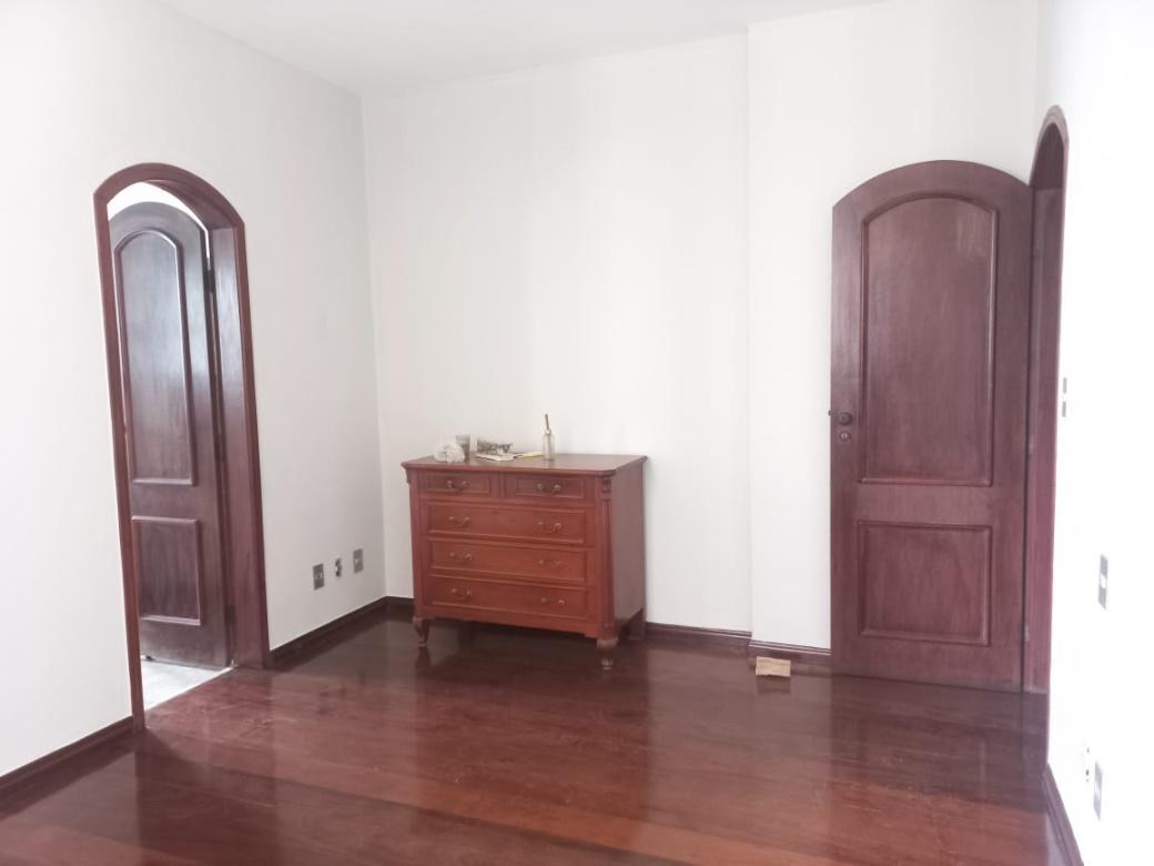 Apartamento, Funcionários, 4 Quartos, 3 Vagas, 1 Suíte