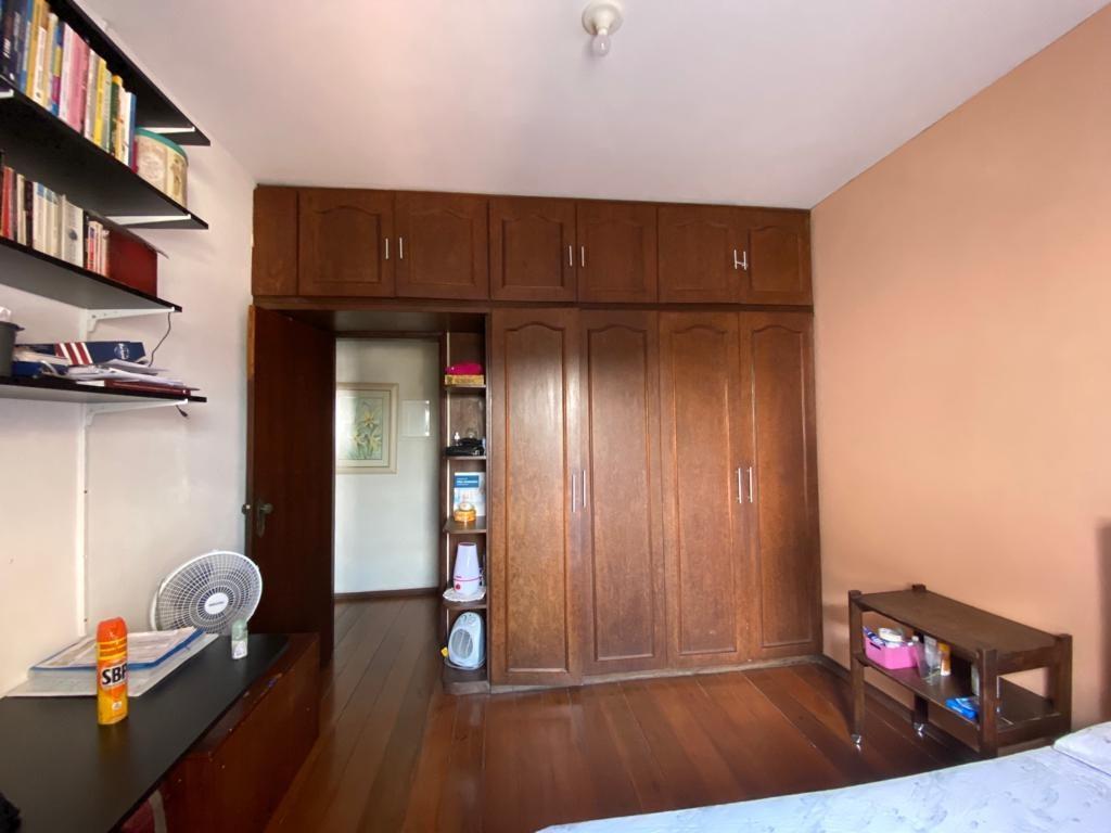 Casa, Indaiá, 5 Quartos, 4 Vagas, 1 Suíte