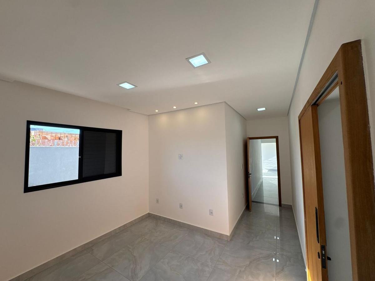 Casa, Vila dos Ipês, 3 Quartos, 2 Vagas, 1 Suíte