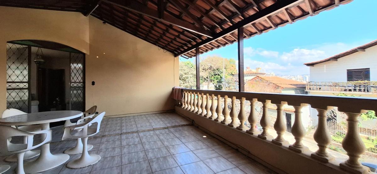 Casa, Floresta, 4 Quartos, 3 Vagas, 1 Suíte