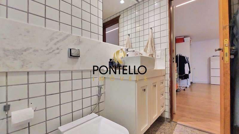 Casa, Comiteco, 5 Quartos, 3 Vagas, 4 Suítes