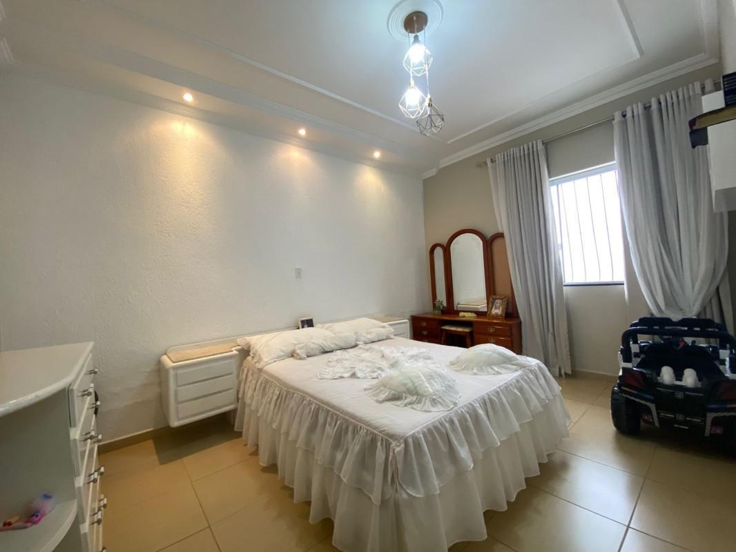 Casa, Tirol, 3 Quartos, 3 Vagas, 1 Suíte