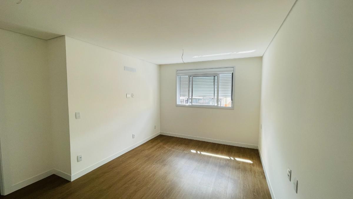 Apartamento, Castelo, 4 Quartos, 4 Vagas, 2 Suítes