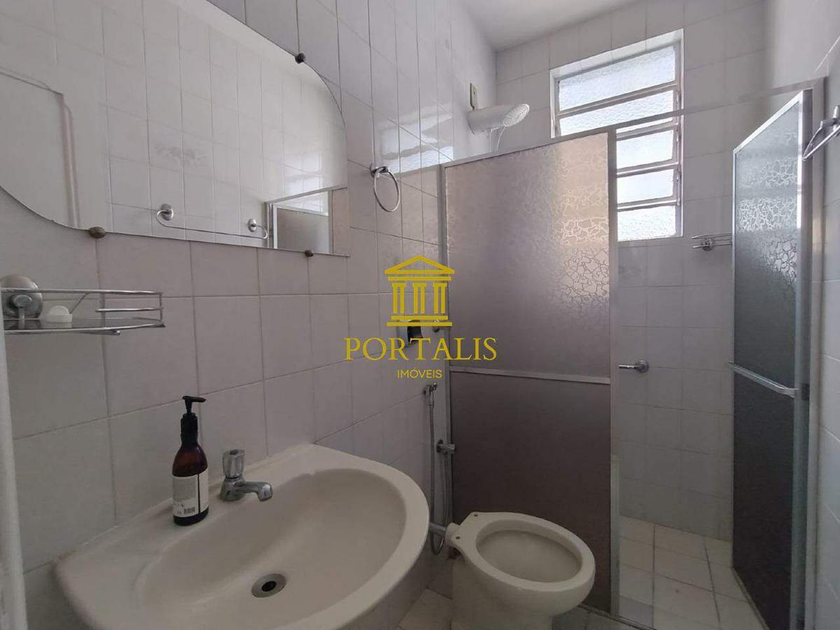 Apartamento, Floresta, 2 Quartos, 0 Vaga, 1 Suíte