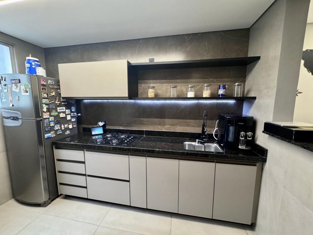Apartamento, Castelo, 3 Quartos, 1 Vaga, 1 Suíte