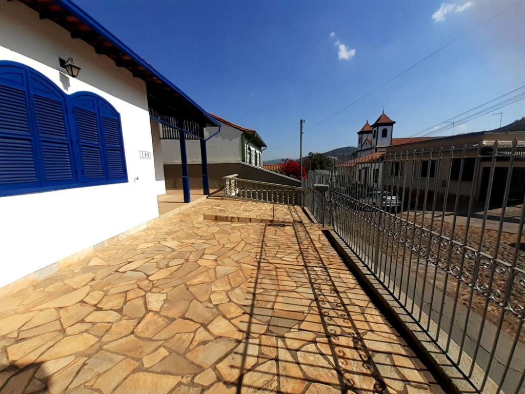 Casa, Centro, 3 Quartos, 3 Vagas, 1 Suíte