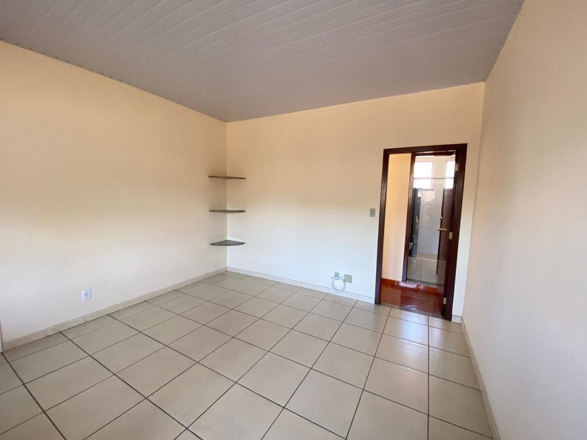 Quitinete, Floresta, 1 Quarto, 0 Vaga, 1 Suíte