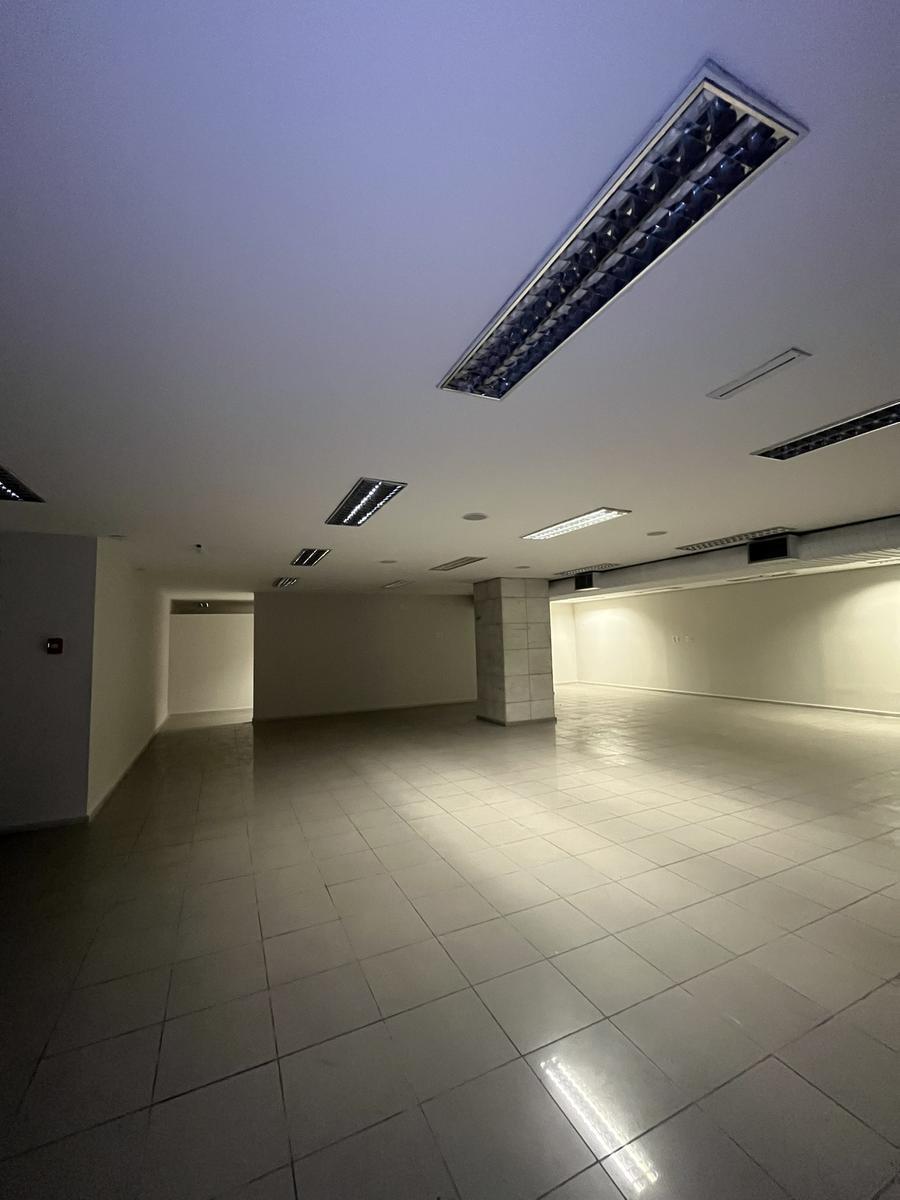 Prédio, Centro, 5 Quartos, 23 Vagas