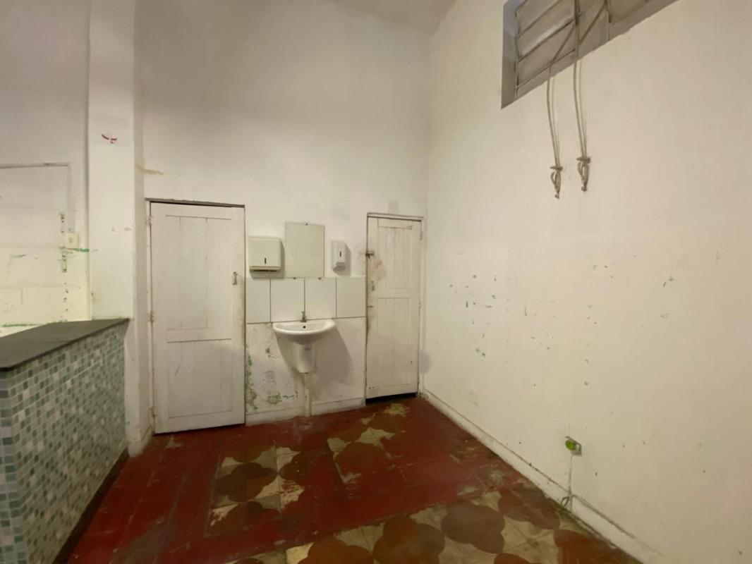 Andar, São Cristóvão, 0 Quarto, 0 Vaga