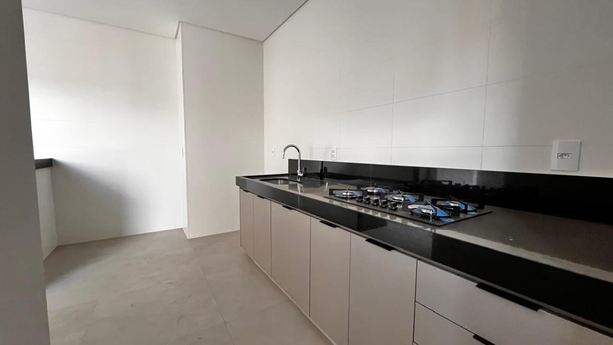 Apartamento, Centro, 3 Quartos, 2 Vagas, 1 Suíte