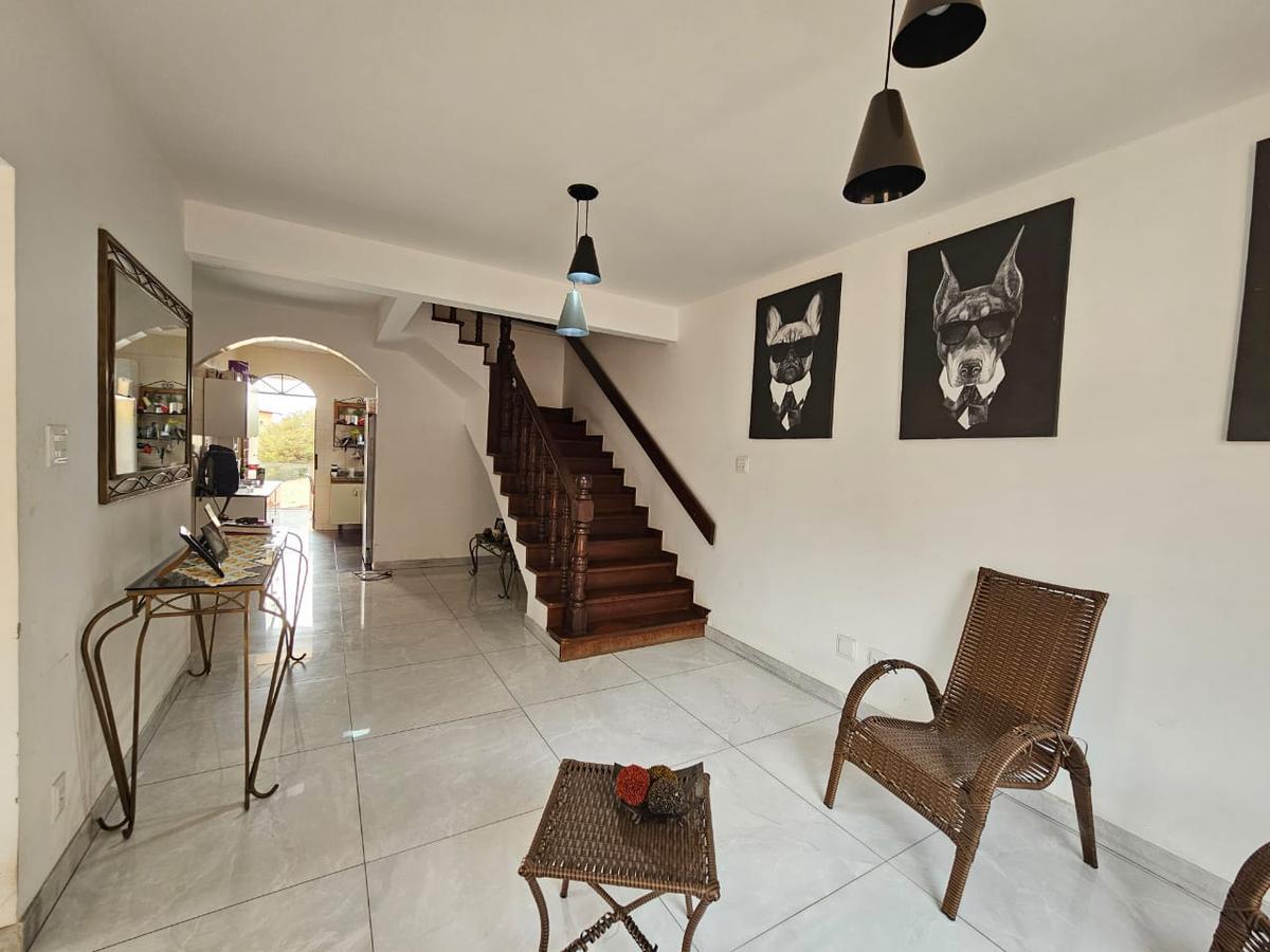 Casa, Santa Cruz, 4 Quartos, 4 Vagas, 1 Suíte