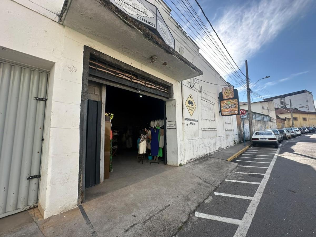 Galpão, Centro, 0 Quarto, 0 Vaga