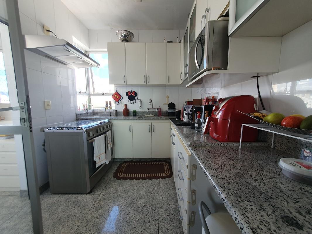 Cobertura, Barroca, 4 Quartos, 3 Vagas, 1 Suíte