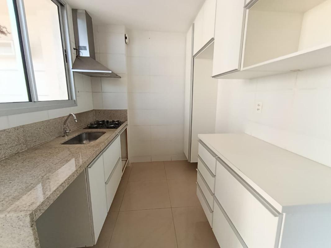Cobertura, Luxemburgo, 2 Quartos, 3 Vagas, 1 Suíte