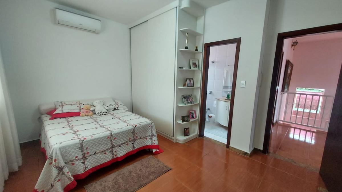 Casa, Dona Clara, 4 Quartos, 6 Vagas, 2 Suítes