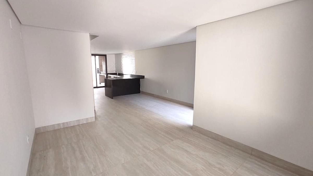 Casa, Jaraguá, 4 Quartos, 3 Vagas, 1 Suíte