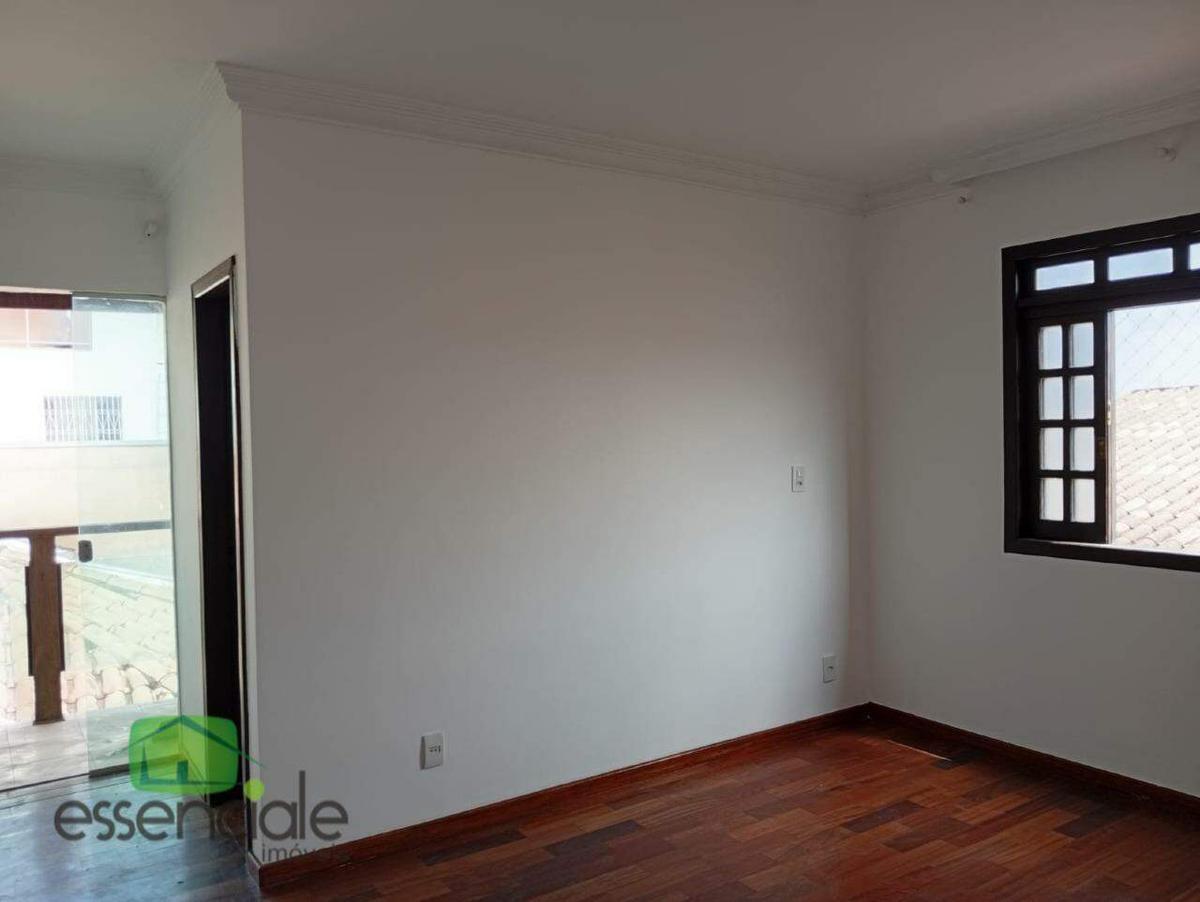 Casa, Três Barras, 3 Quartos, 2 Vagas, 1 Suíte