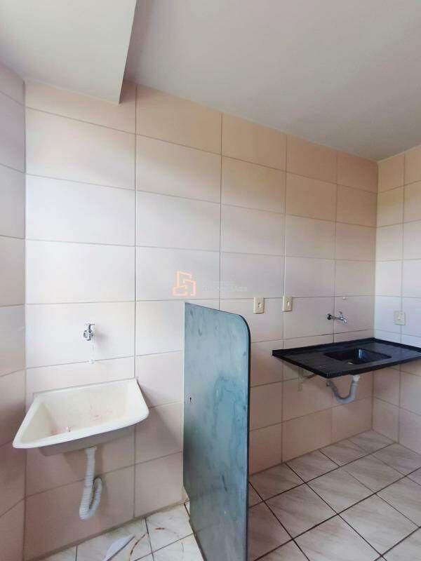 Apartamento, Solar do Barreiro, 2 Quartos, 1 Vaga