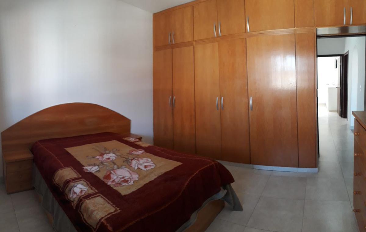 Casa, Vila Pérola, 3 Quartos, 5 Vagas, 1 Suíte