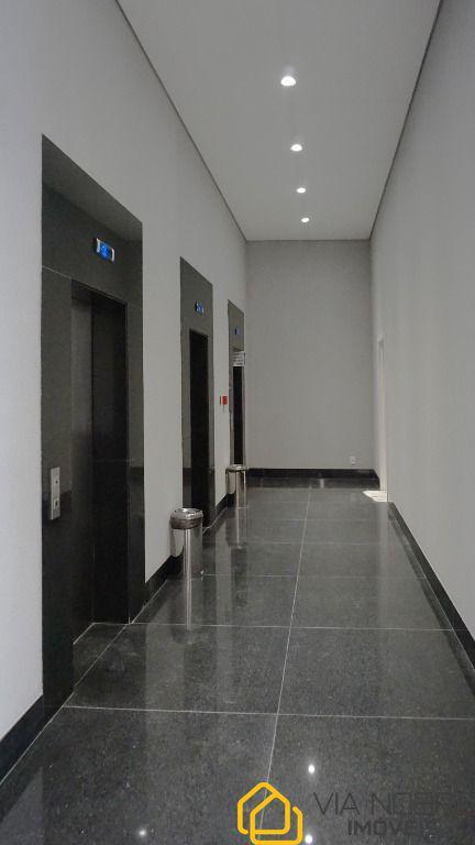 Sala, Lourdes, 7 Vagas