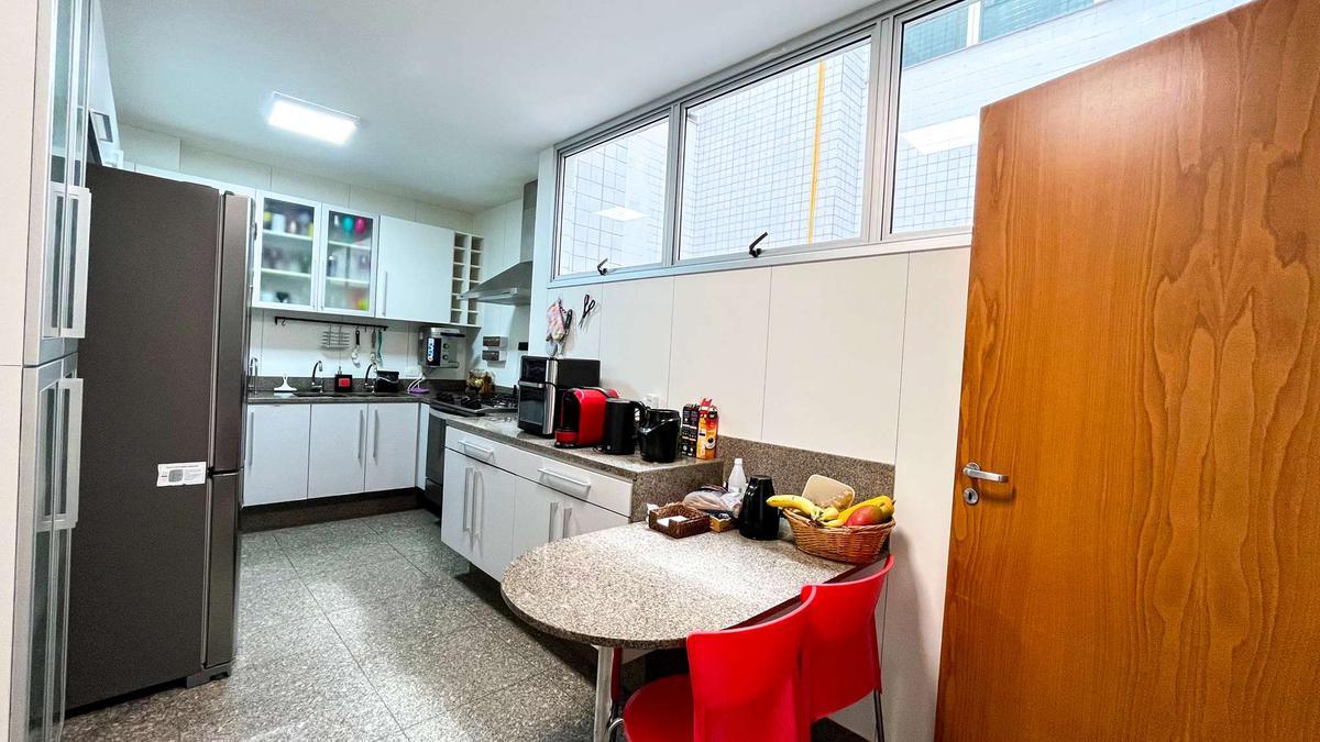Apartamento, Serra, 3 Quartos, 3 Vagas, 2 Suítes