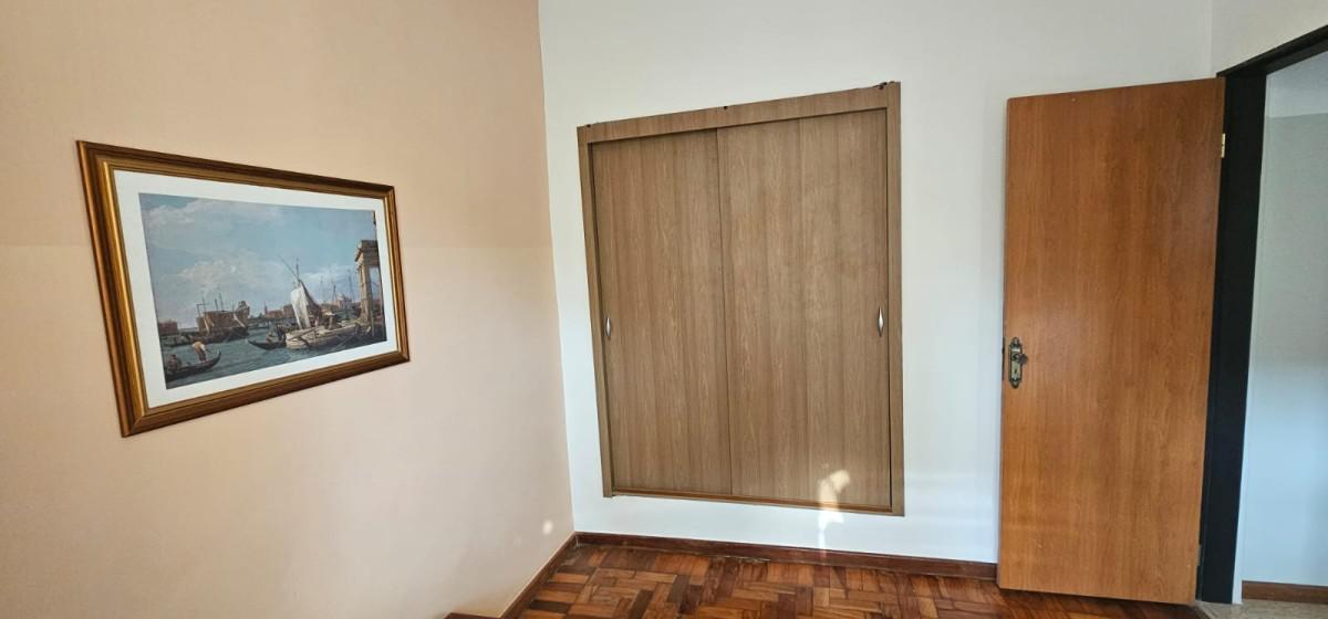 Apartamento, Floresta, 3 Quartos, 0 Vaga