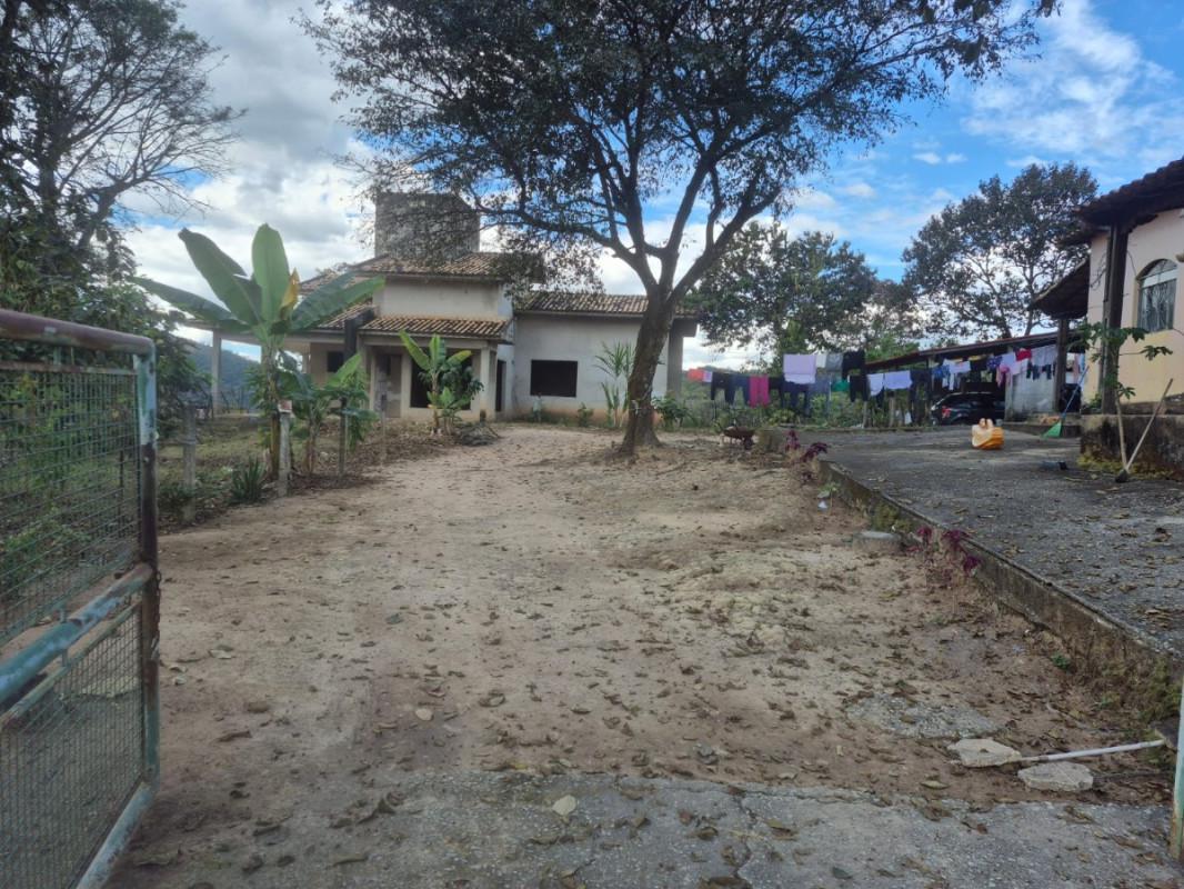 Fazenda, Vianópolis, 4 Quartos, 10 Vagas, 3 Suítes