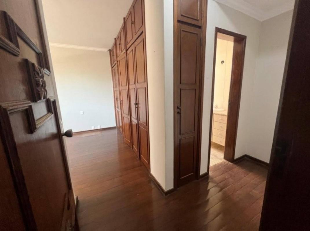 Apartamento, Funcionários, 4 Quartos, 4 Vagas, 1 Suíte