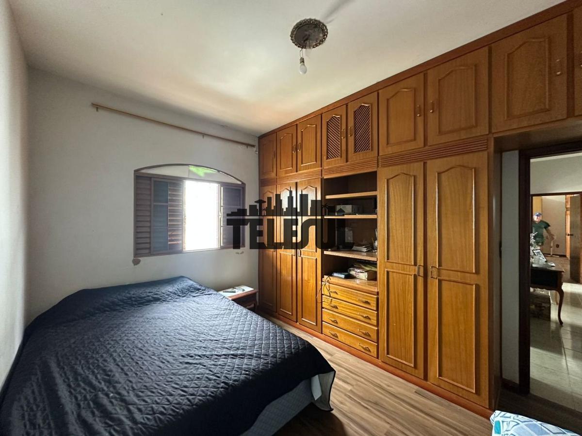 Casa, Vila Registânea, 3 Quartos, 5 Vagas, 1 Suíte