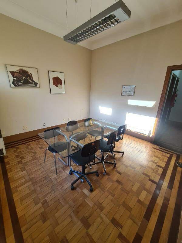 Casa, Funcionários, 0 Quarto, 0 Vaga
