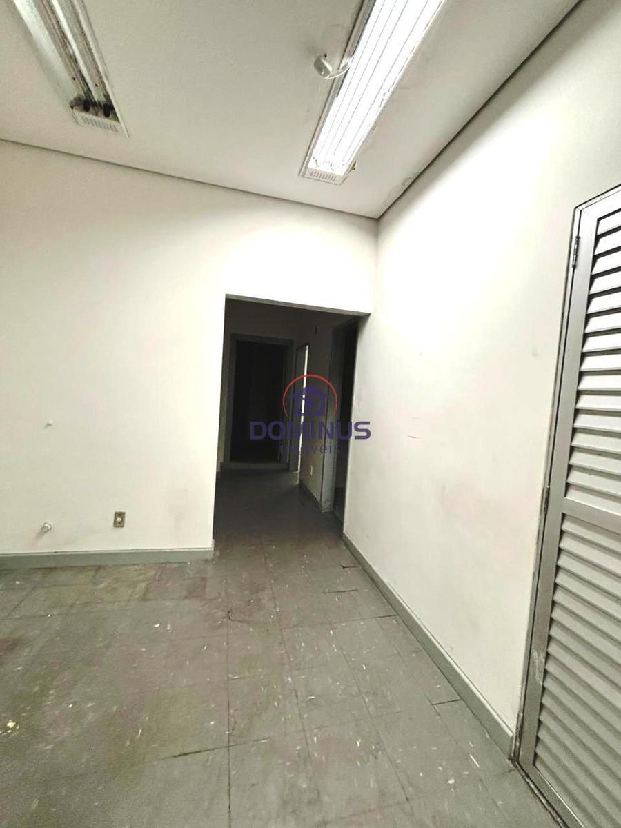 Galpão, São João Batista, 0 Quarto, 0 Vaga