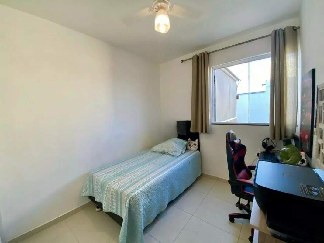 Casa, Chácara Cotia, 4 Quartos, 4 Vagas