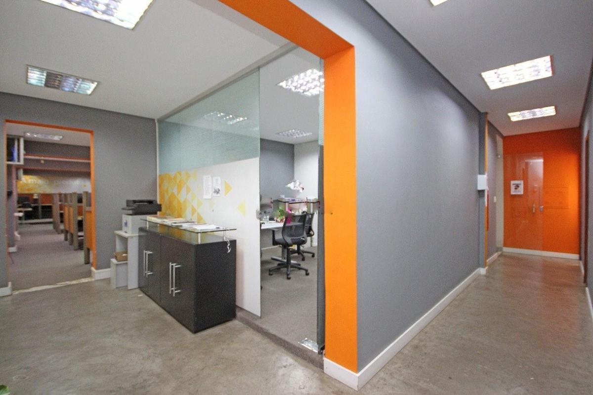 Prédio, Floresta, 0 Quarto, 14 Vagas