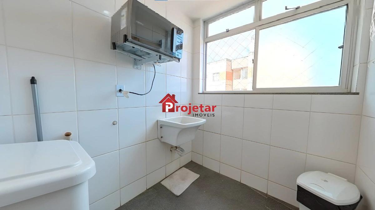 Apartamento, Floresta, 4 Quartos, 3 Vagas, 2 Suítes
