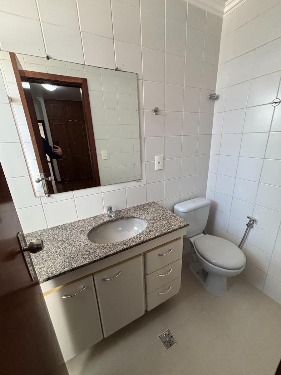 Apartamento, Luxemburgo, 3 Quartos, 1 Vaga, 1 Suíte