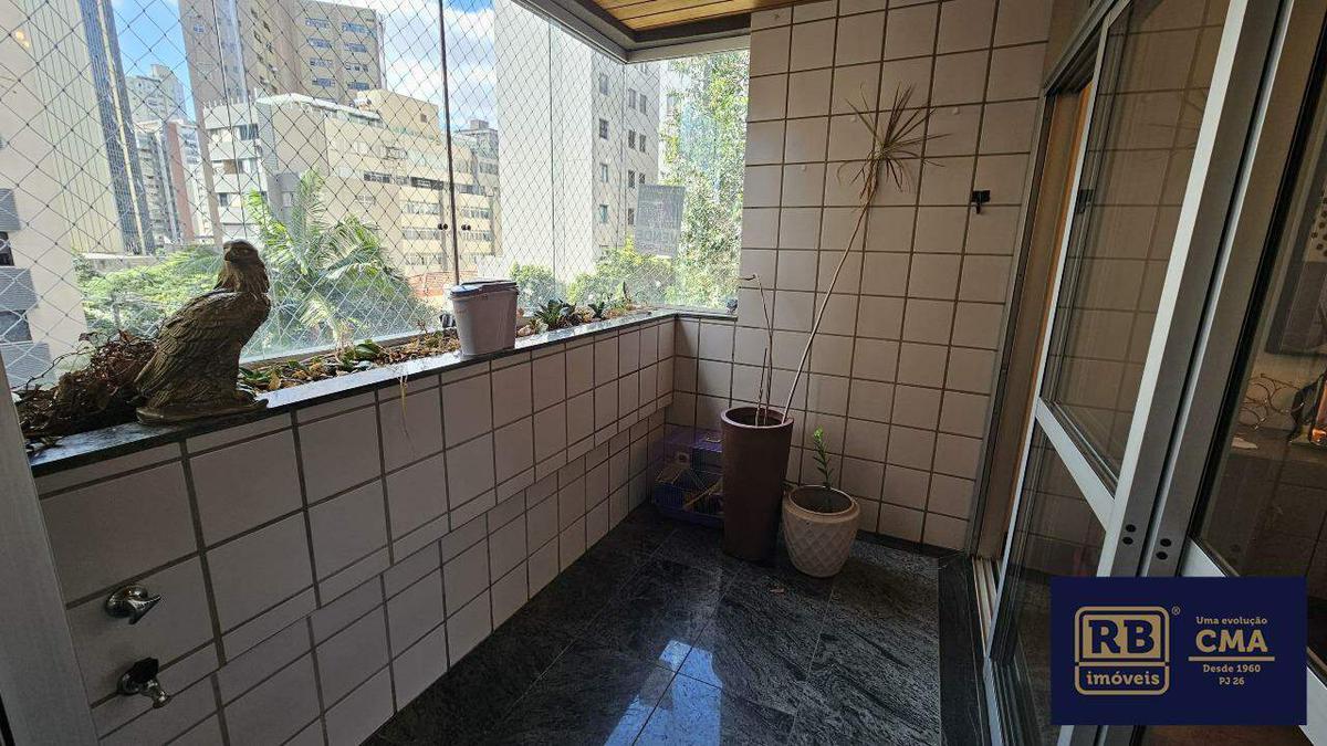Apartamento, Funcionários, 4 Quartos, 2 Vagas, 1 Suíte