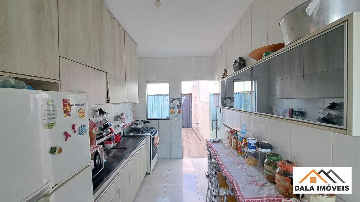 Casa, Heliópolis, 4 Quartos, 2 Vagas, 1 Suíte