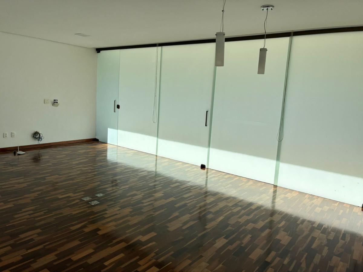 Casa, São José, 3 Quartos, 5 Vagas, 1 Suíte