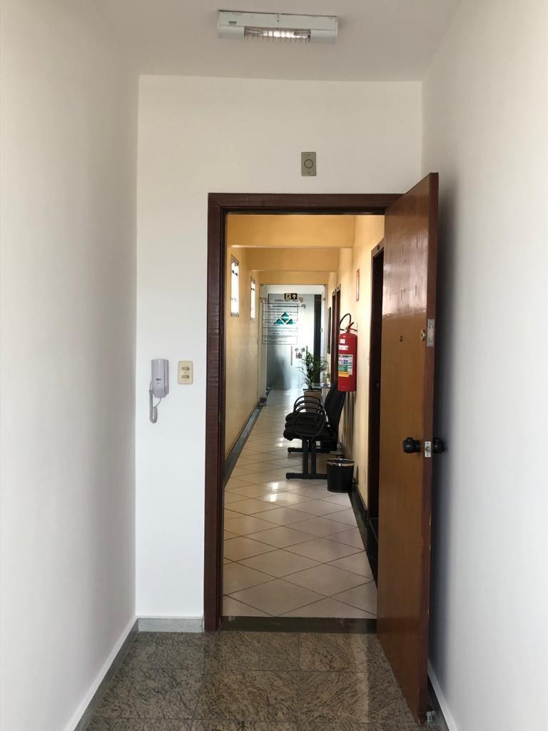 Sala, Barro Preto, 0 Quarto, 0 Vaga