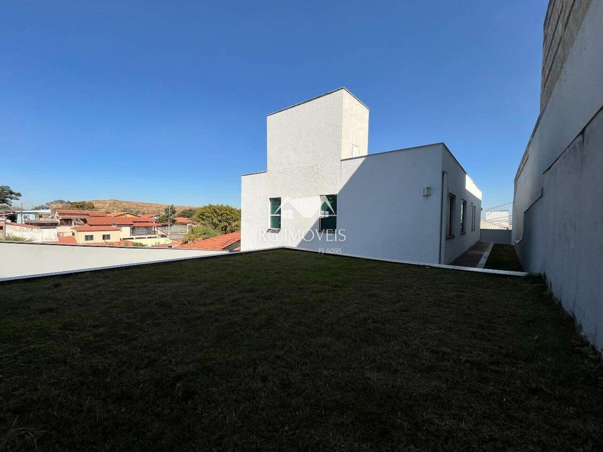 Casa, Brasiléia, 3 Quartos, 4 Vagas, 3 Suítes