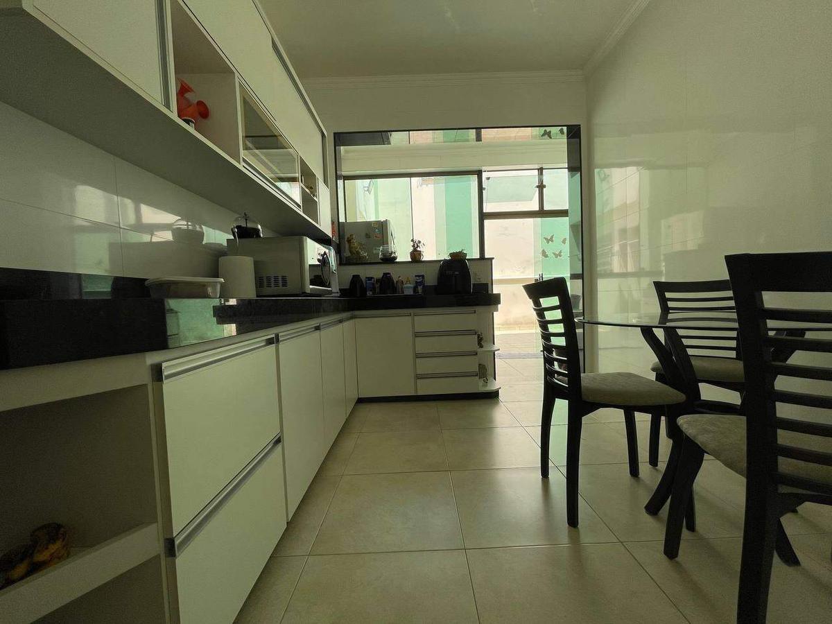 Casa, Novo Eldorado, 5 Quartos, 3 Vagas, 2 Suítes