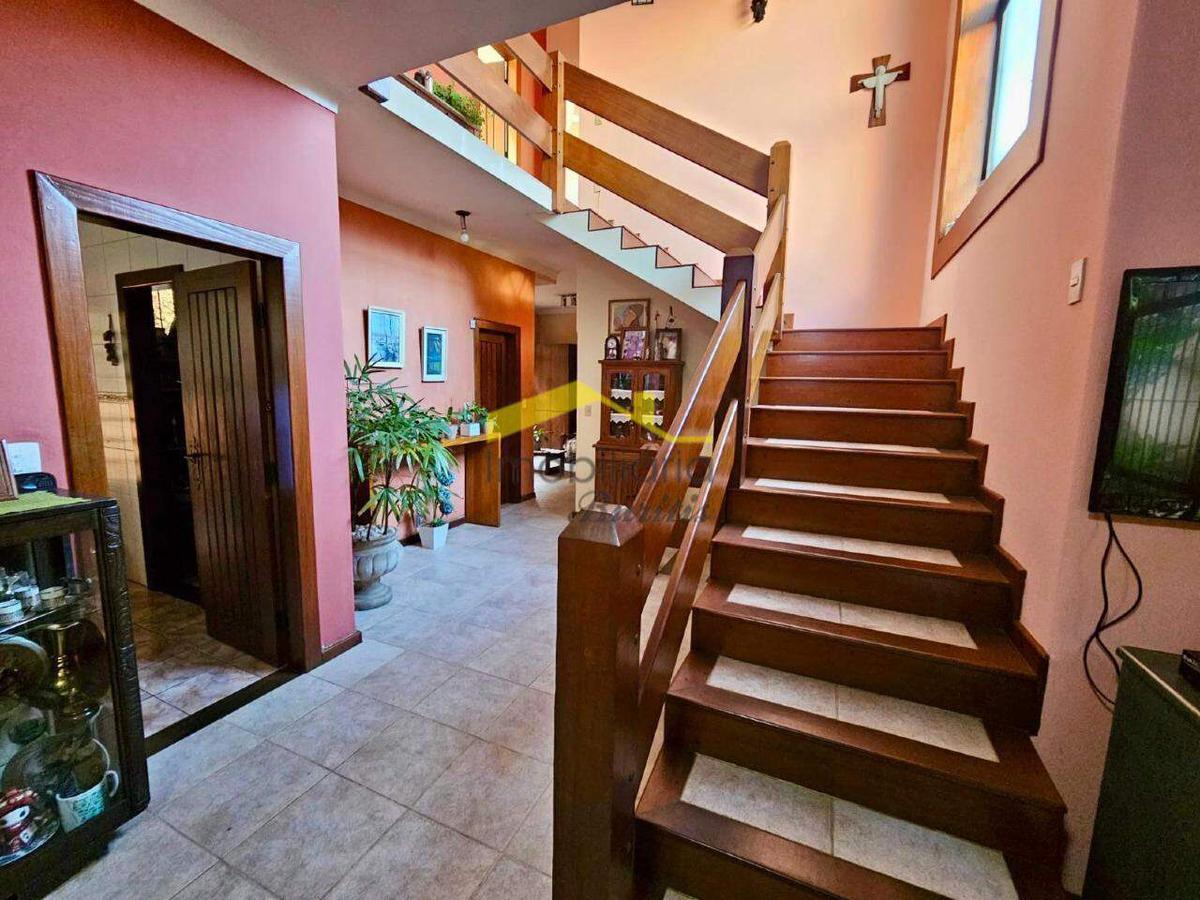 Casa, Nova Suíssa, 3 Quartos, 4 Vagas, 1 Suíte