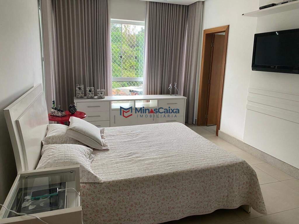 Apartamento, Funcionários, 3 Quartos, 3 Vagas, 2 Suítes