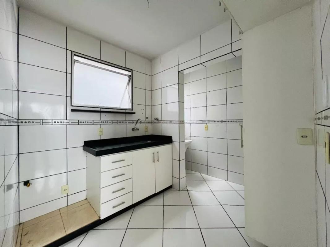 Apartamento, Estoril, 2 Quartos, 1 Vaga