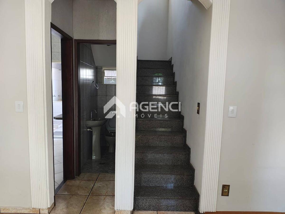 Casa, Serrano, 4 Quartos, 0 Vaga, 1 Suíte