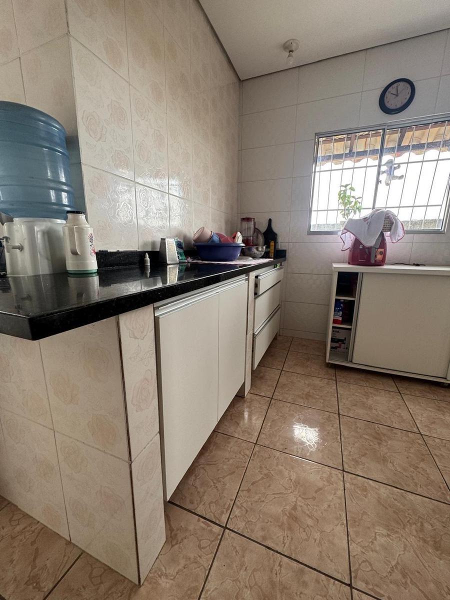 Casa, Lagoa, 3 Quartos, 5 Vagas, 1 Suíte