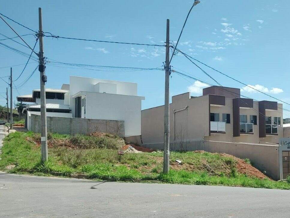 Lote, Novo Centro, 0 Quarto, 0 Vaga