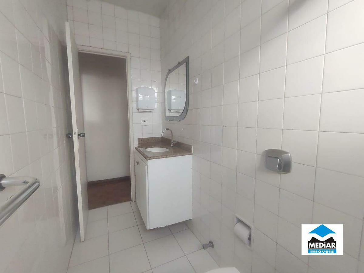 Apartamento, Floresta, 1 Quarto, 0 Vaga